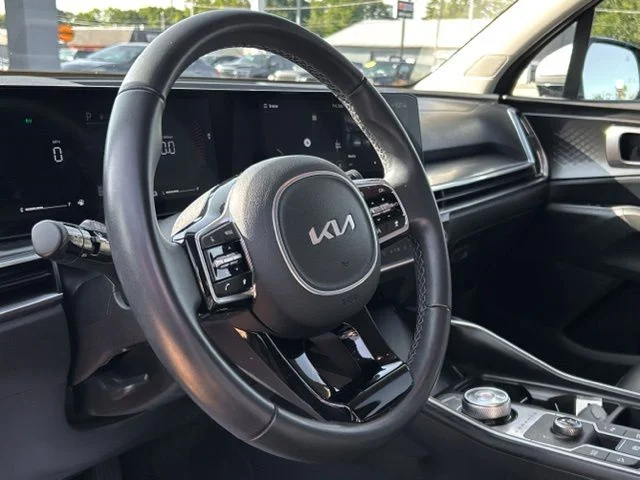 Used 2025 Steel Gray Kia EX image 38