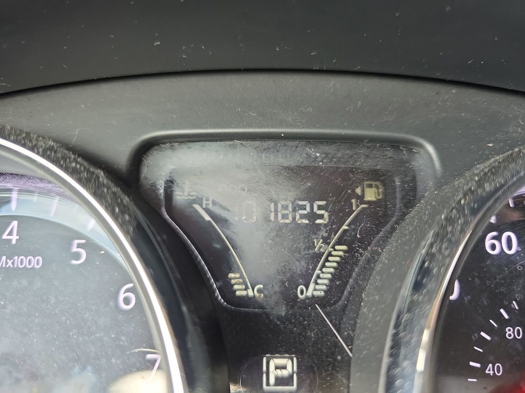 Used 2019 Gray Nissan 1.6 SV image 25