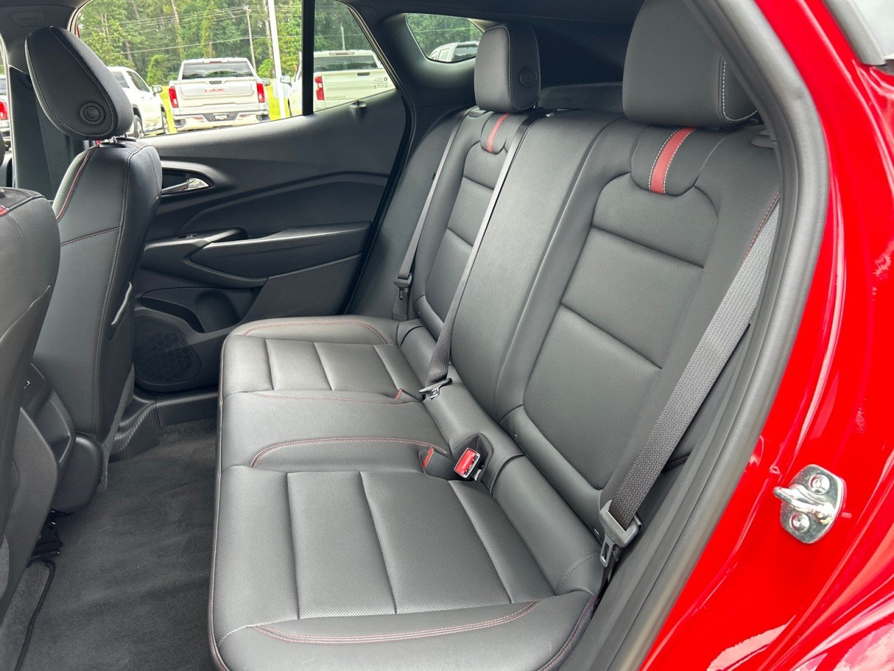 2026 Chevrolet Trax RS - Photo 17