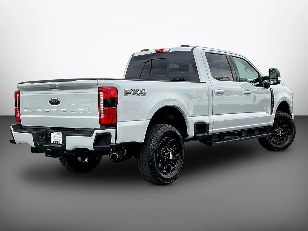 New 2026 Avalanche Ford F-250® XLT image 16