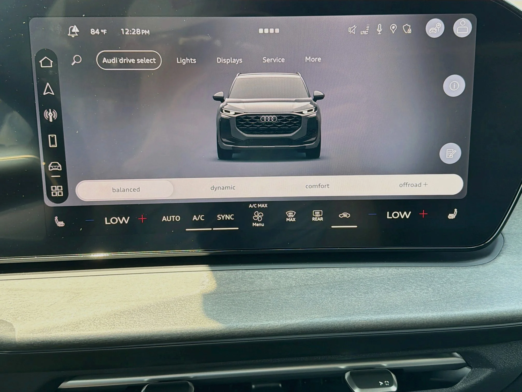 New 2026 Navarra Blue Metallic Audi S line image 29