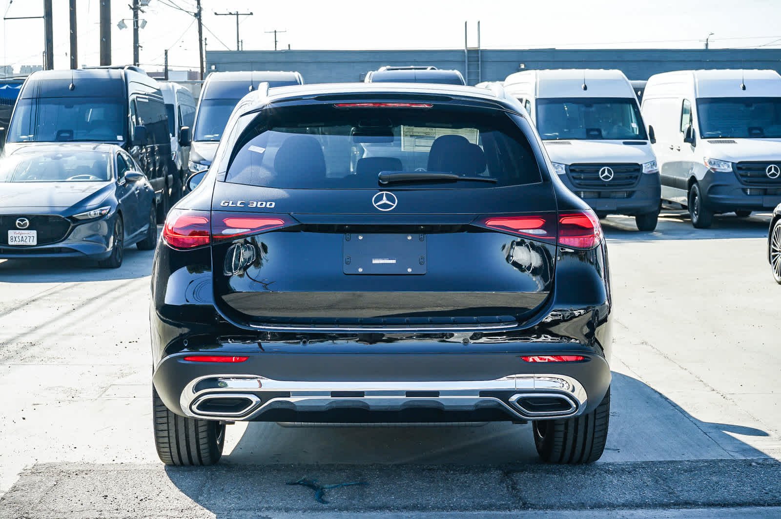 New 2027 Black Mercedes-Benz GLC 300 image 5