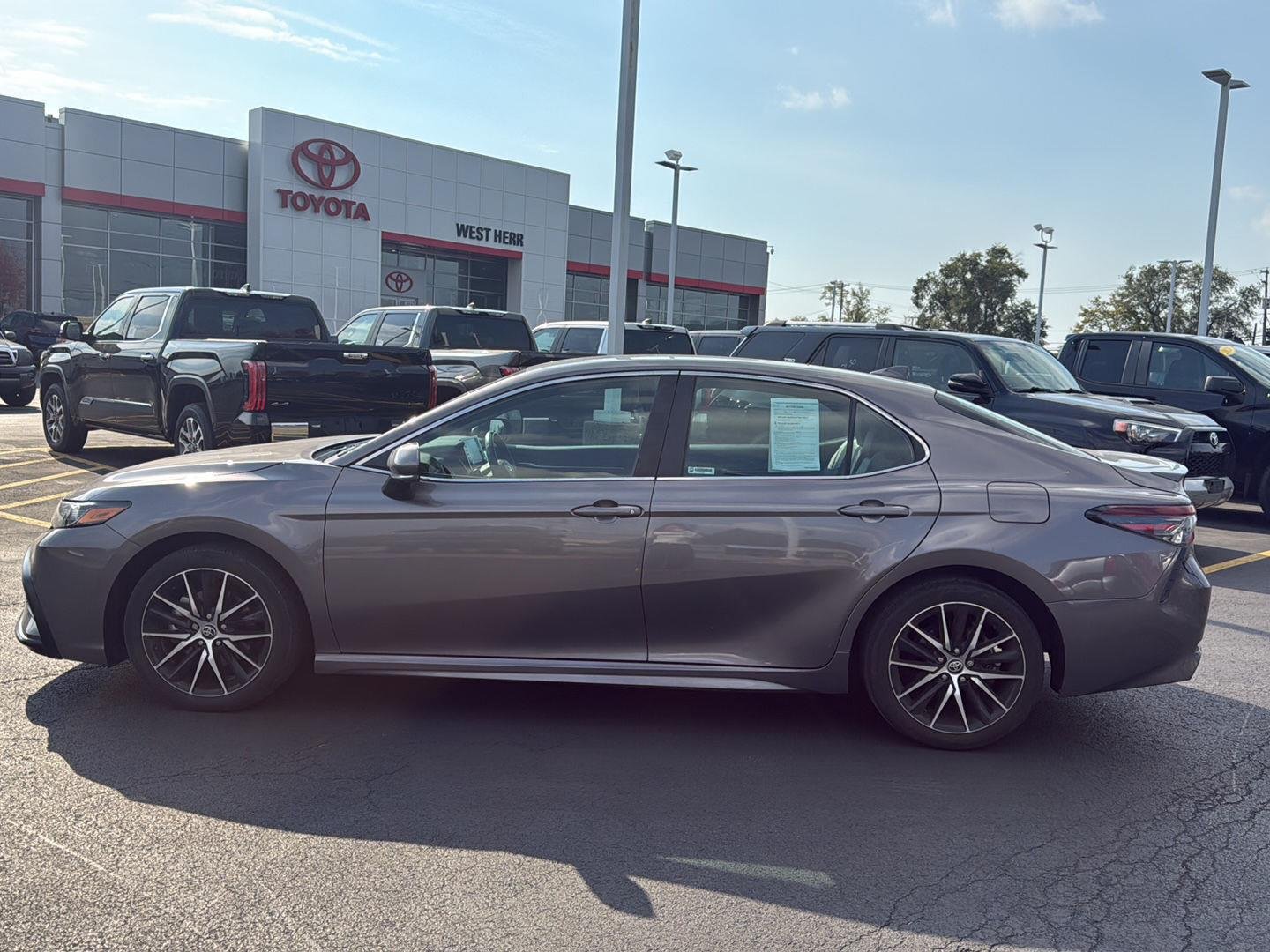 Used 2024 Predawn Gray Mica Toyota SE image 6