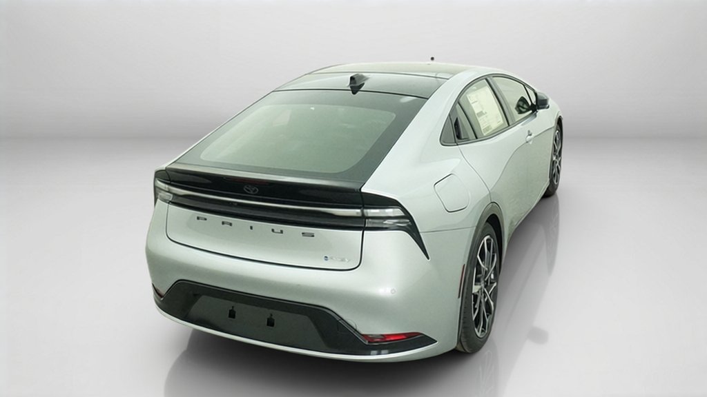 New 2026 Cutting Edge Toyota XSE image 11