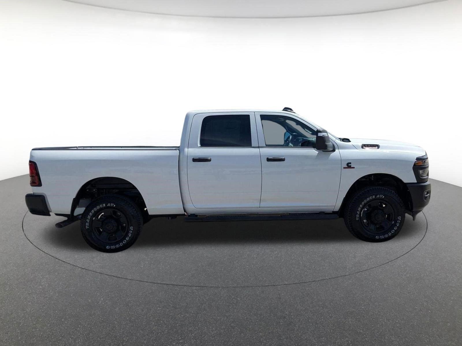 New 2026 Bright White Clear-Coat Exterior Paint RAM Tradesman image 3
