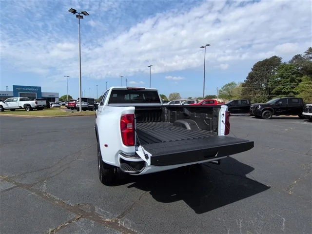 New 2026 Polar White Tricoat Chevrolet High Country DRW image 51