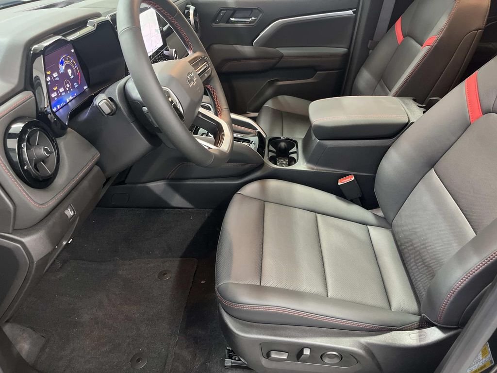 2026 Chevrolet Colorado Z71 - Photo 11