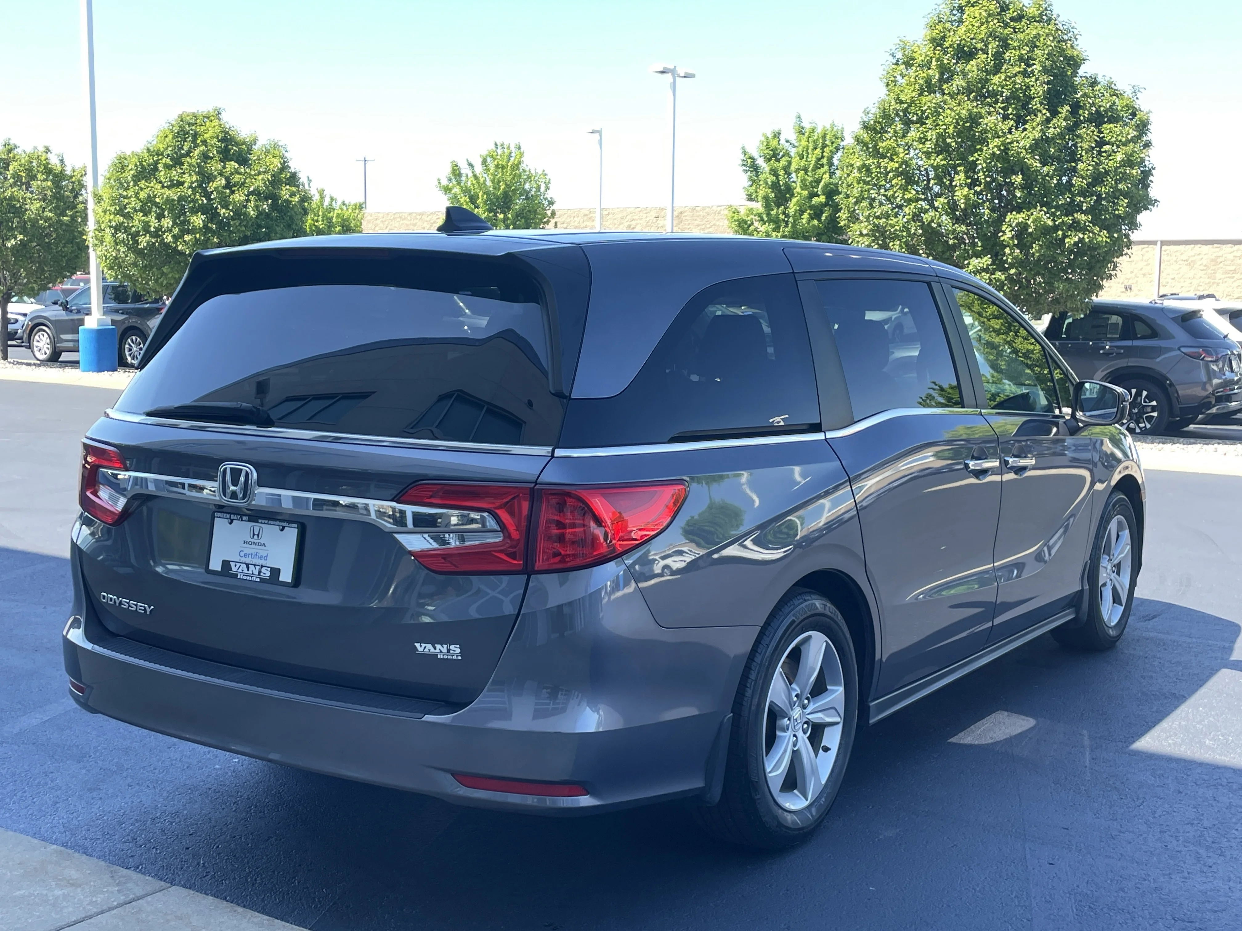 Certified Used 2018 Modern Steel Metallic Honda EX-L image 10