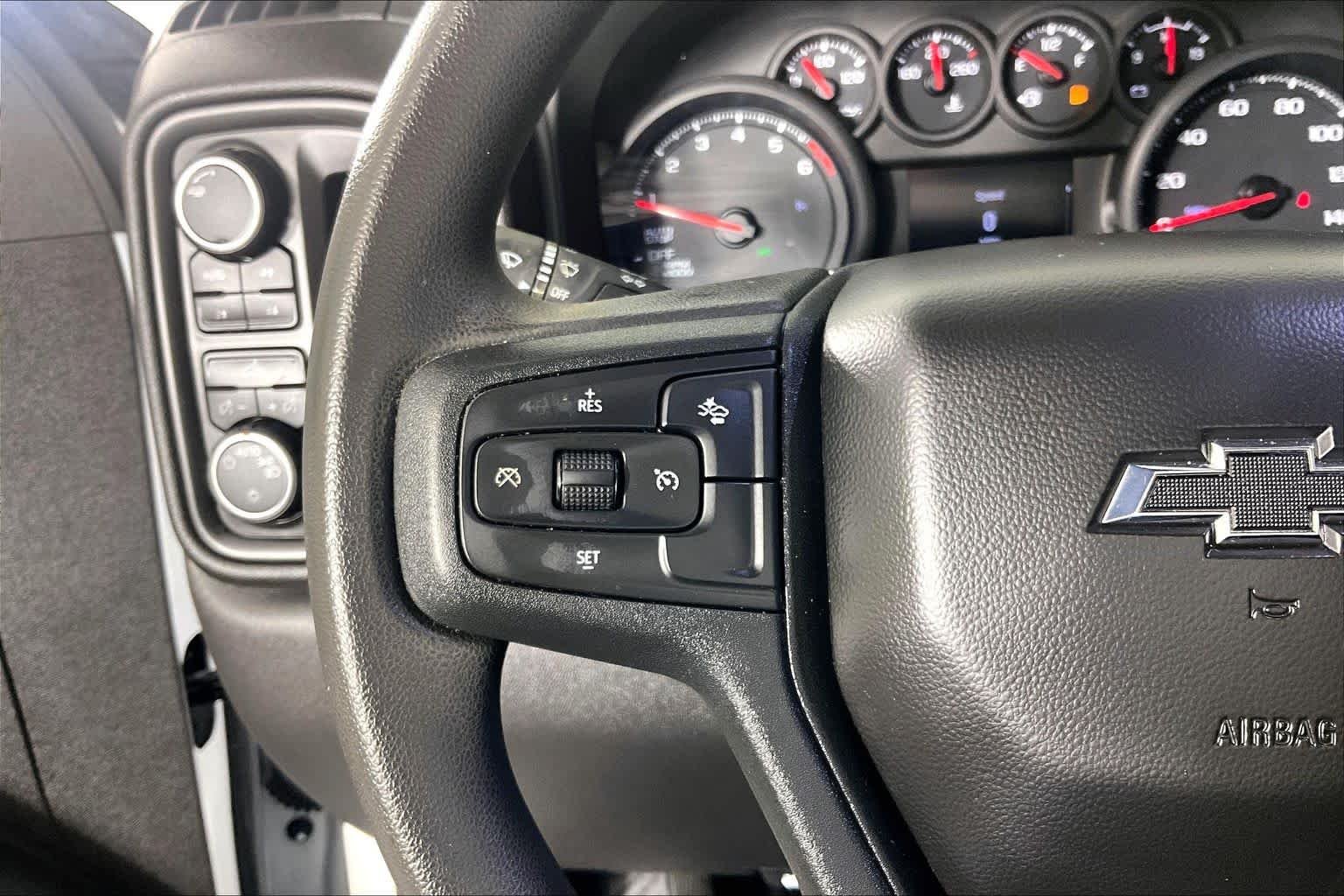 2024 Chevrolet Silverado 1500 Custom - Photo 43