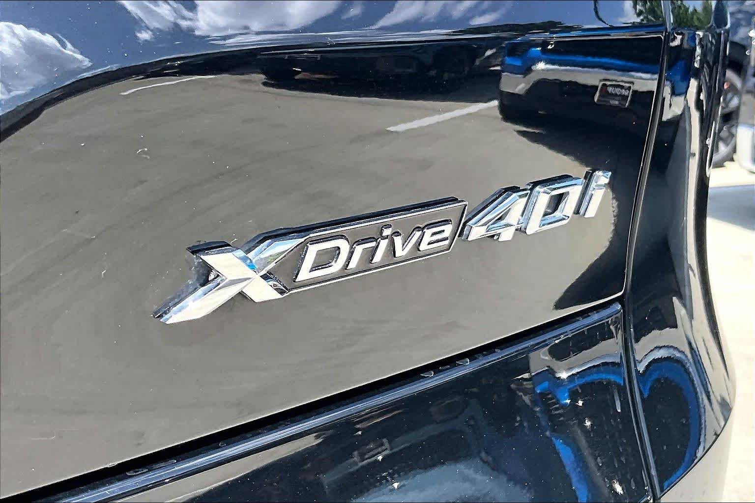 Used 2020 Jet Black BMW xDrive40i image 10