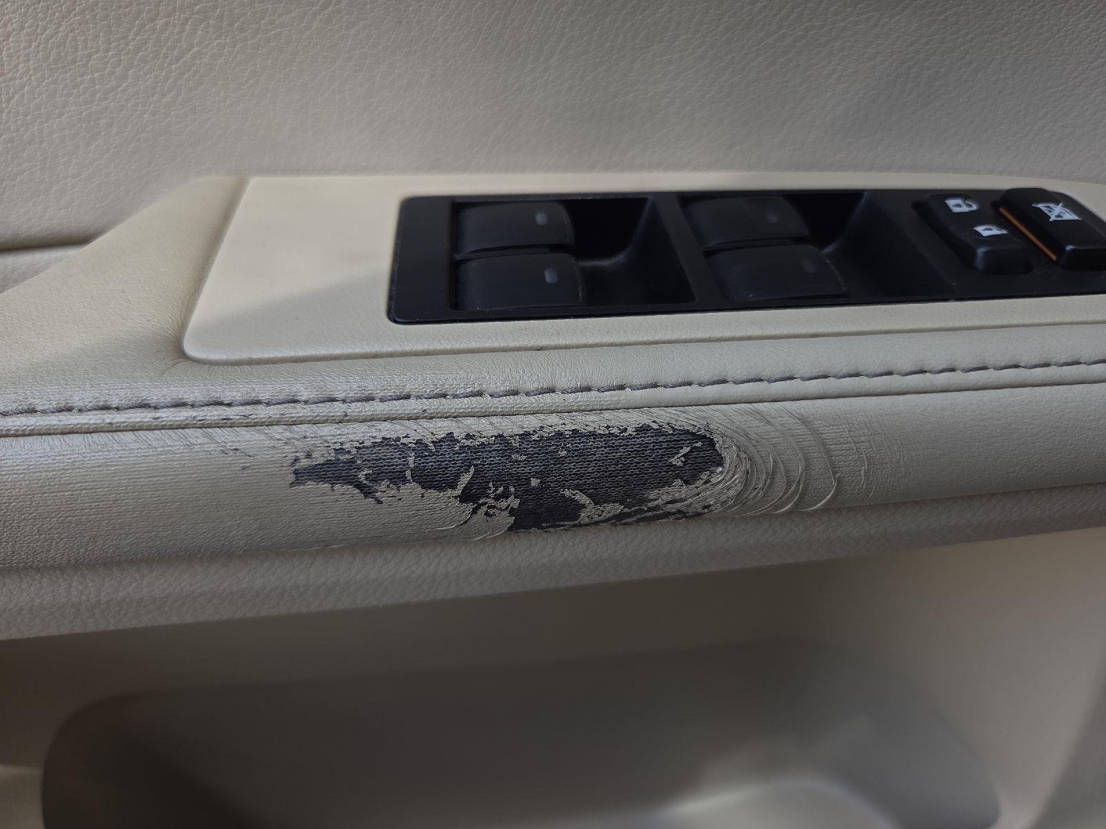 Used 2013 Starfire Pearl Lexus Hybrid image 26