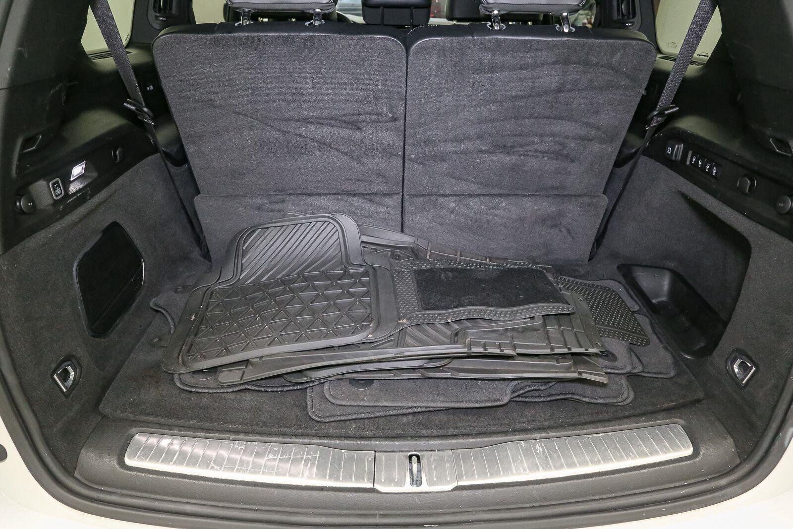 Used 2022 Bright White Clearcoat Jeep Overland image 13
