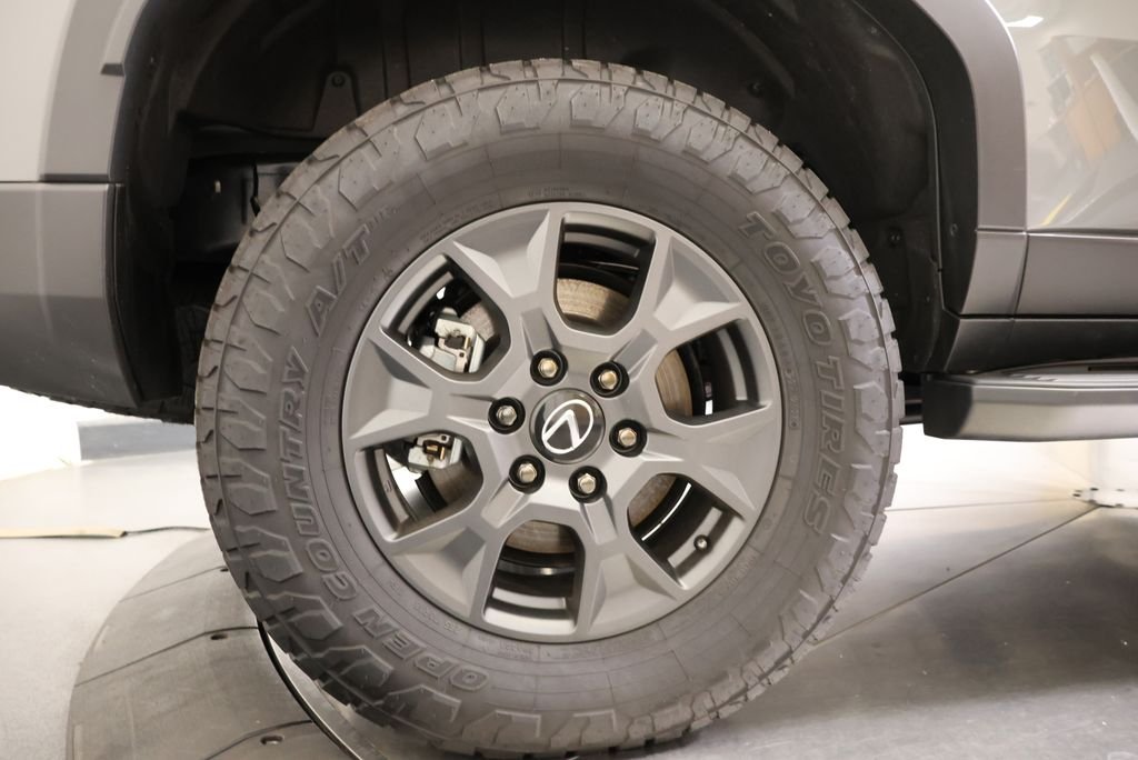 2025 Lexus GX Overtrail - Photo 11