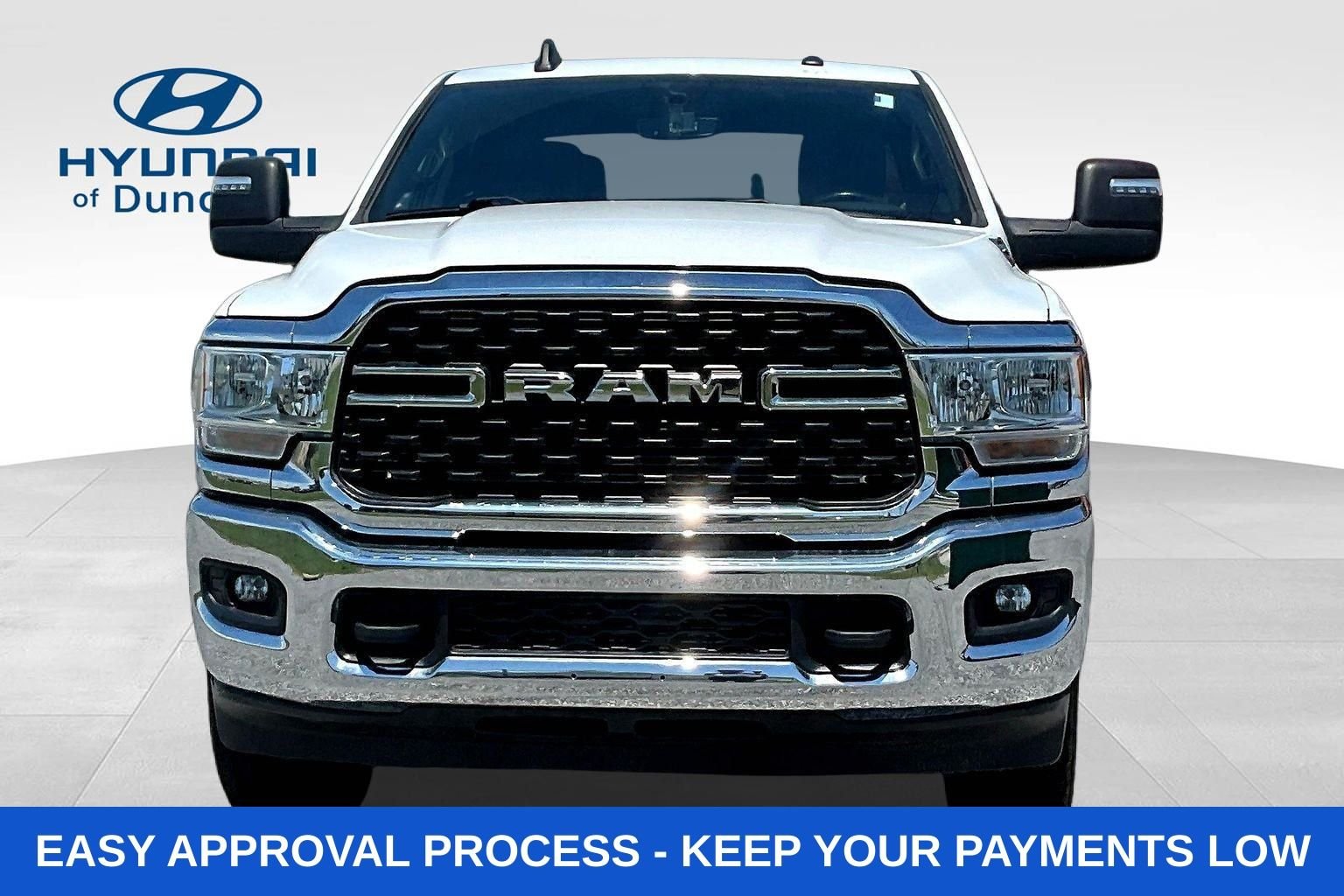 Used 2023 White Ram Big Horn image 2