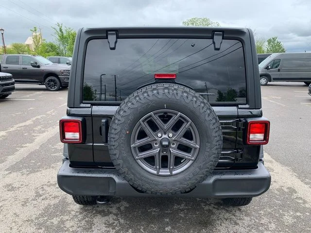 New 2026 Black Clearcoat Jeep Sport S image 4