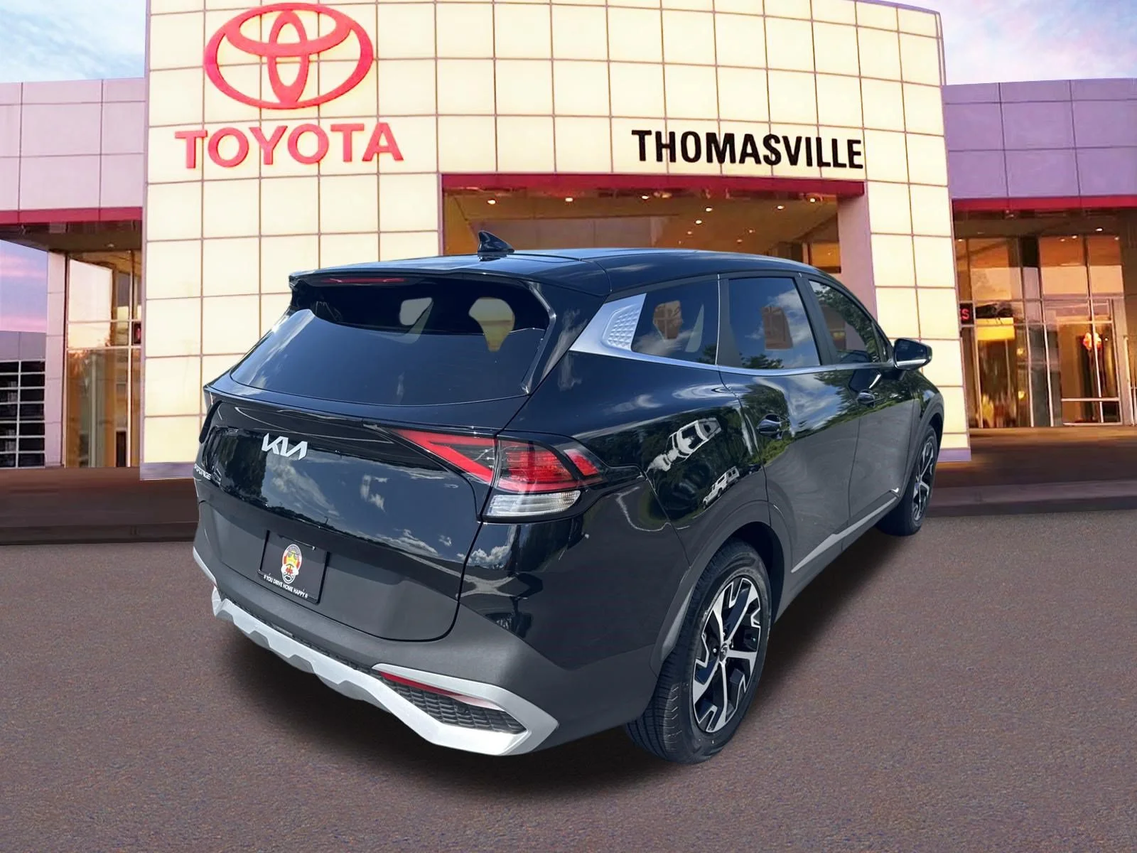 Used 2025 Ebony Black Kia EX image 5