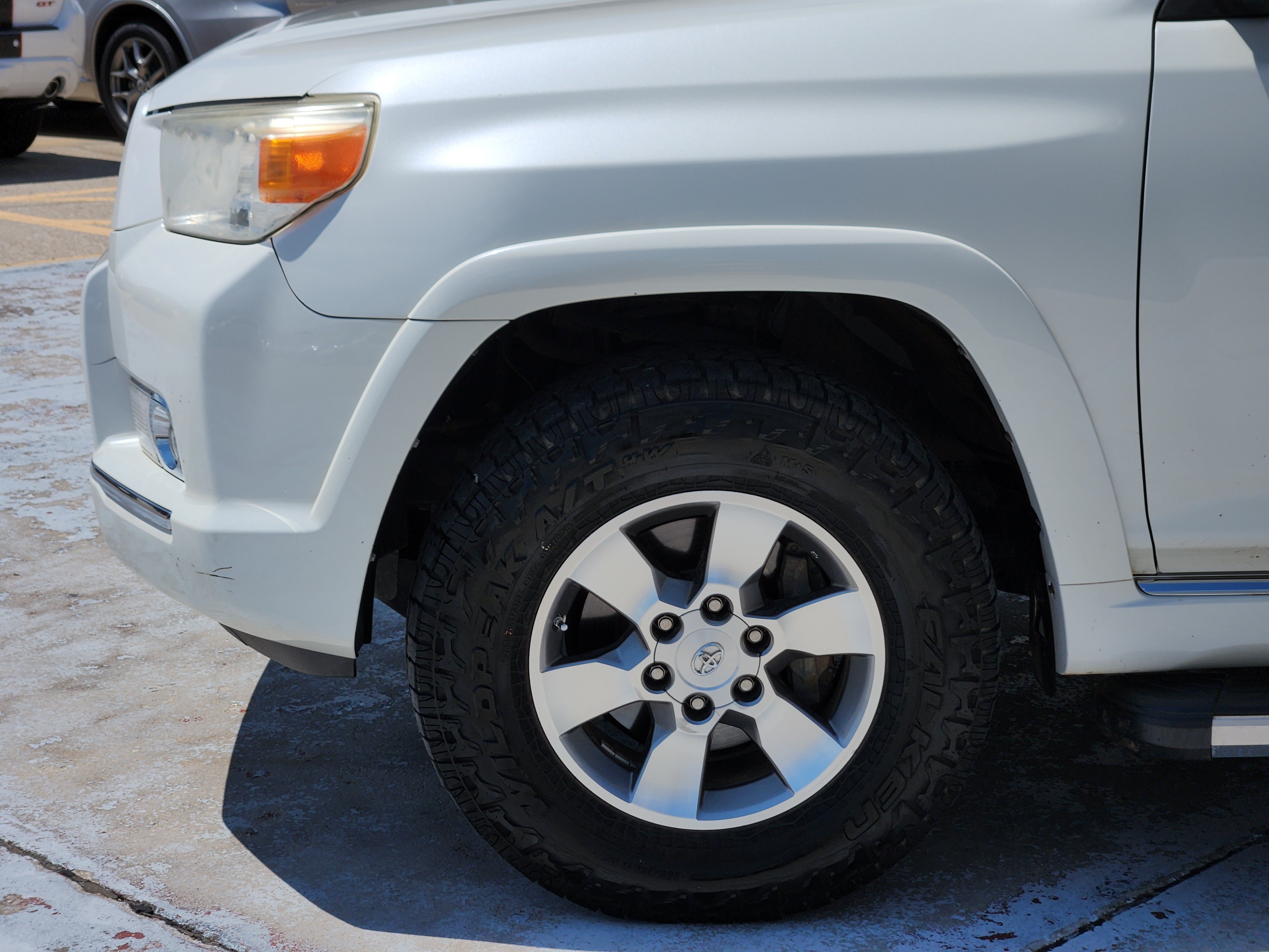 Used 2012 Blizzard Pearl Toyota SR5 image 8