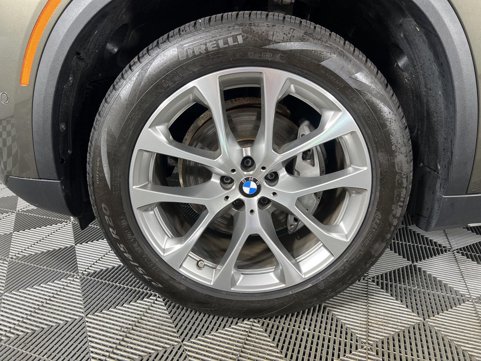 Used 2024 Manhattan Green Metallic BMW xDrive40i image 18