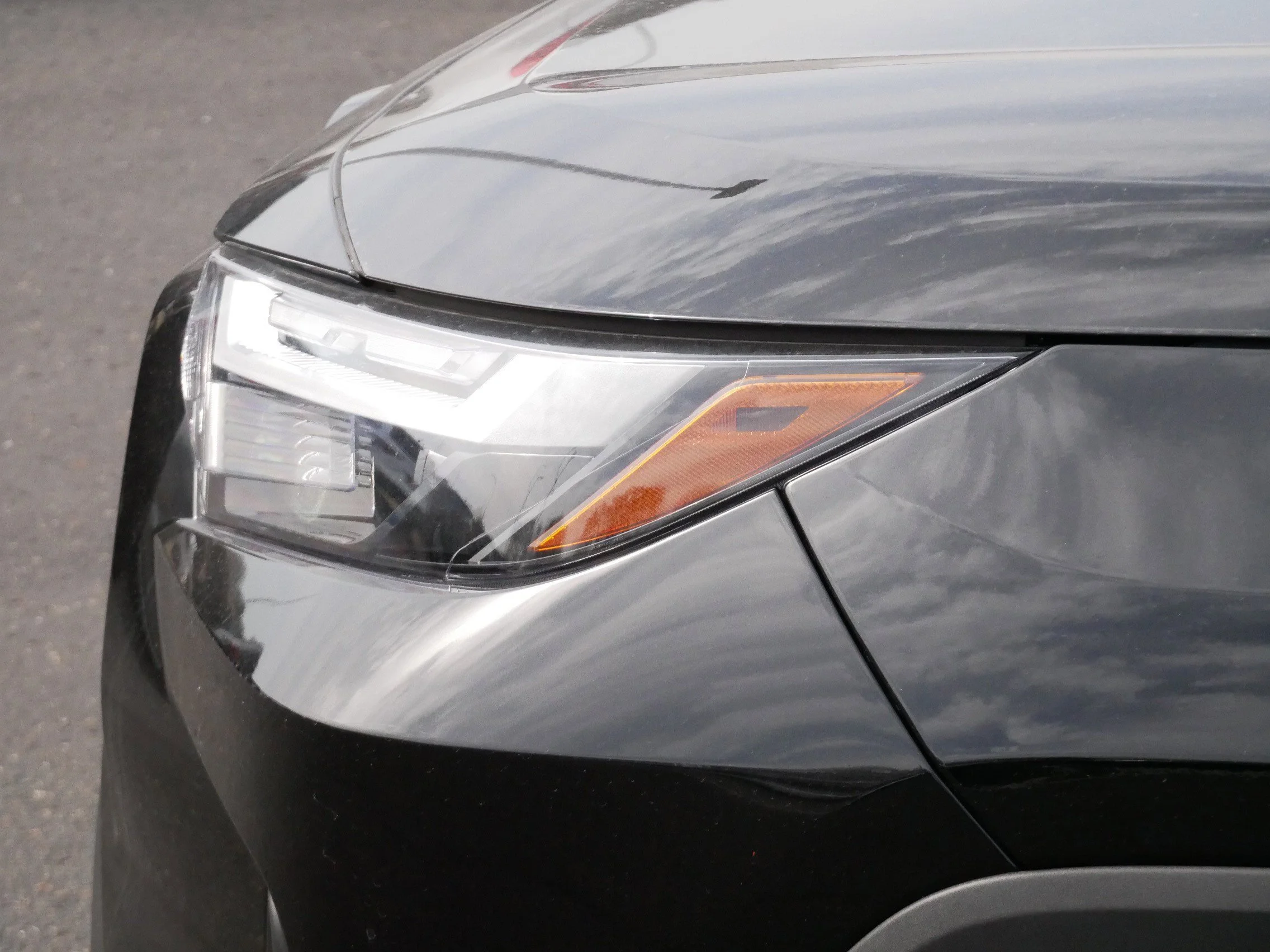 2025 Toyota RAV4 LE - Photo 16