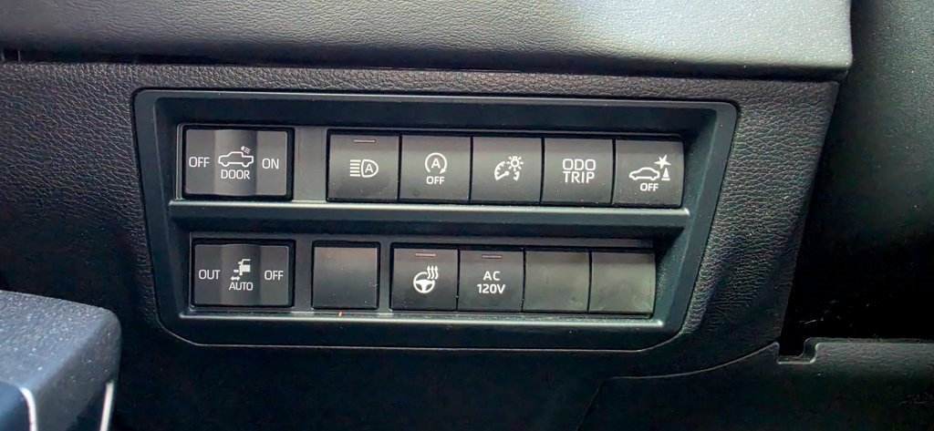 Used 2026 Magnetic Gray Metallic Toyota Platinum image 20