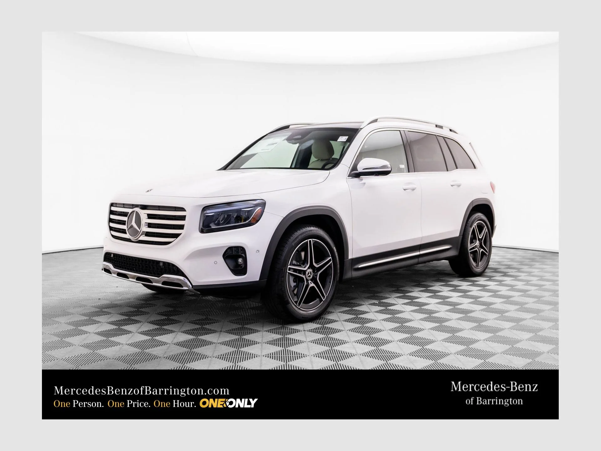 New 2026 White Mercedes-Benz GLB 250 image 1