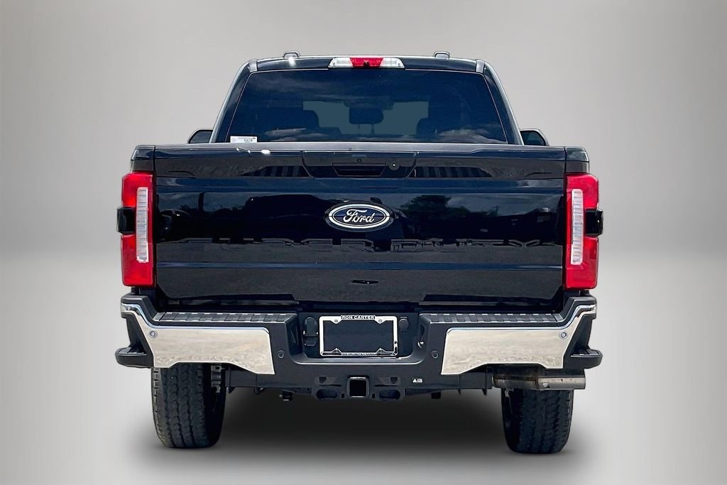 New 2026 Ford Super Duty F-250 Lariat 4D Crew Cab