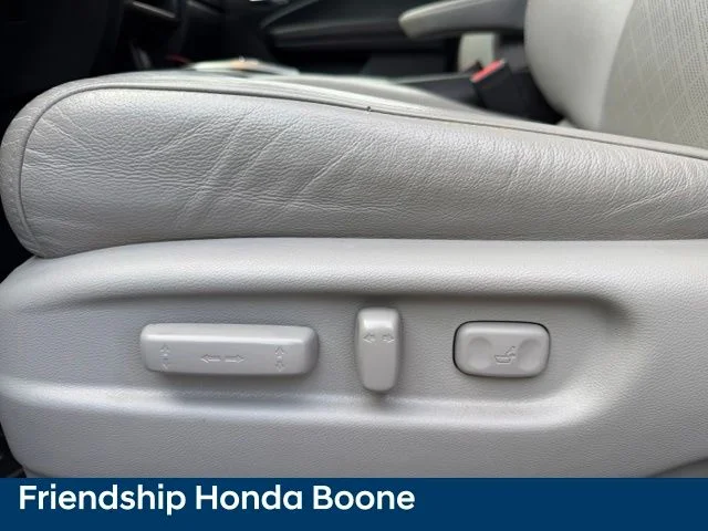 Used 2021 Blue Honda Touring image 18