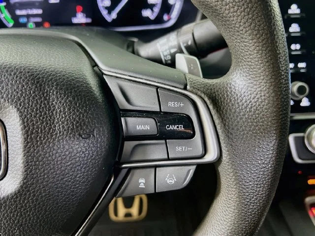 Used 2020 White Honda EX image 30