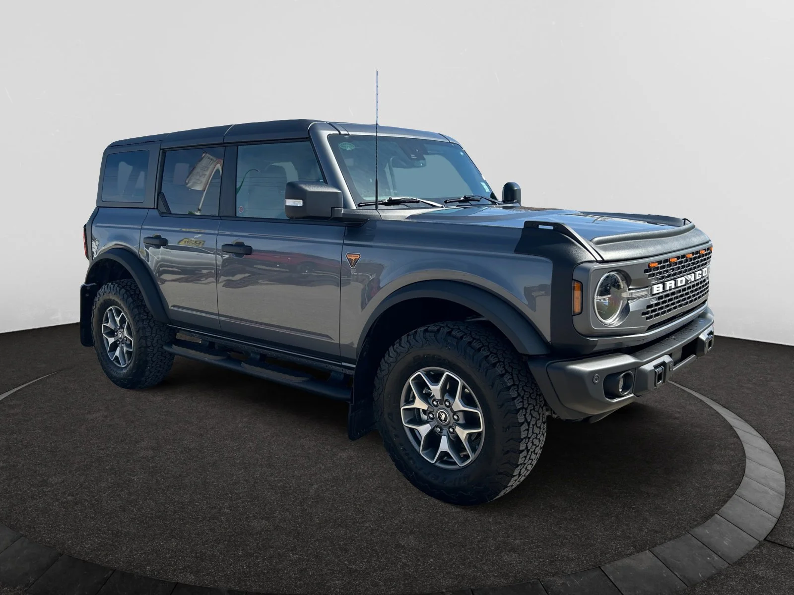Used 2023 carbonized gray Ford Badlands Hardtop 4x4 Leather image 7