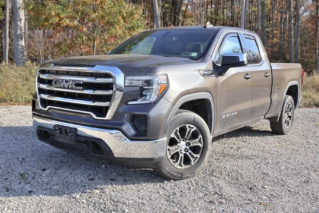 Used 2019 Gray GMC SLE image 2