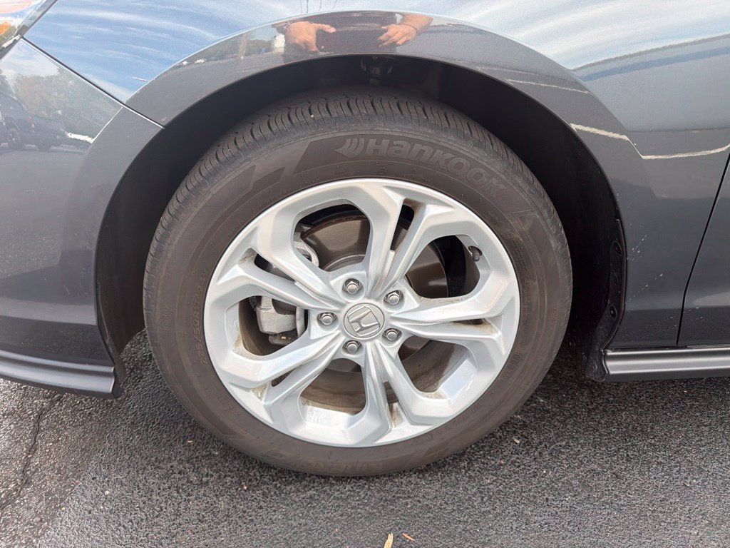 2024 Honda Accord LX - Photo 10