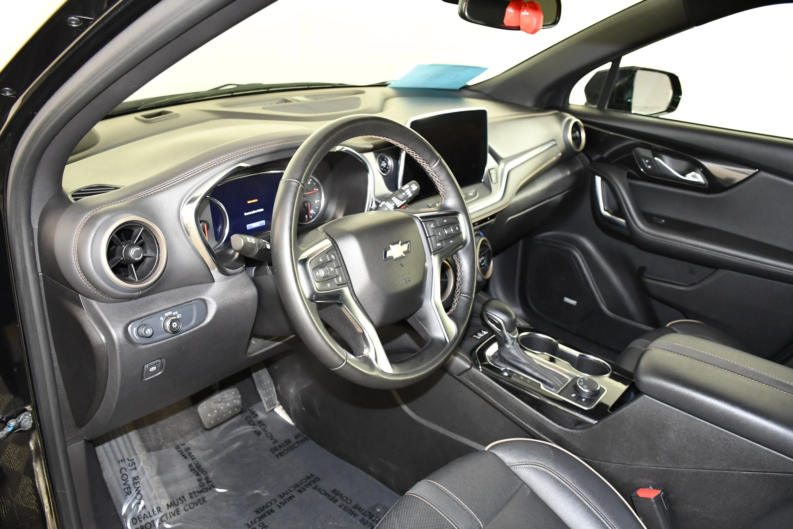 Used 2024 Black Chevrolet Premier image 37