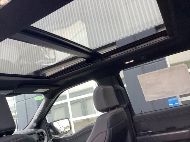 New 2026 Agate Black Metallic Ford Lariat® image 18