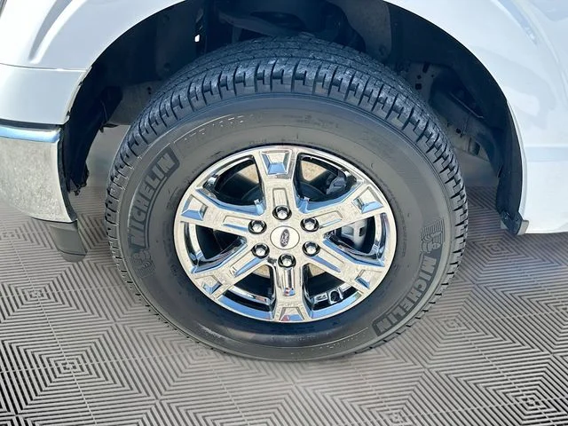 Used 2023 White Ford XLT image 29