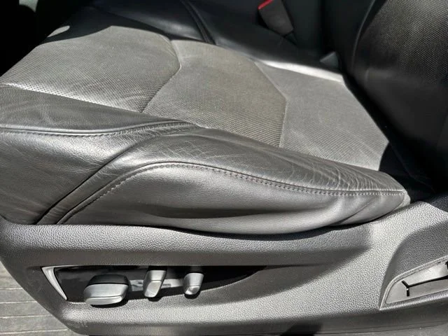 Used 2020 Black Cadillac Luxury image 15
