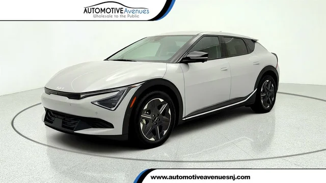 2025 Kia EV6 Light Long Range RWD w/ Technology Package
