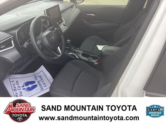 2024 Toyota Corolla Hatchback SE - Photo 13