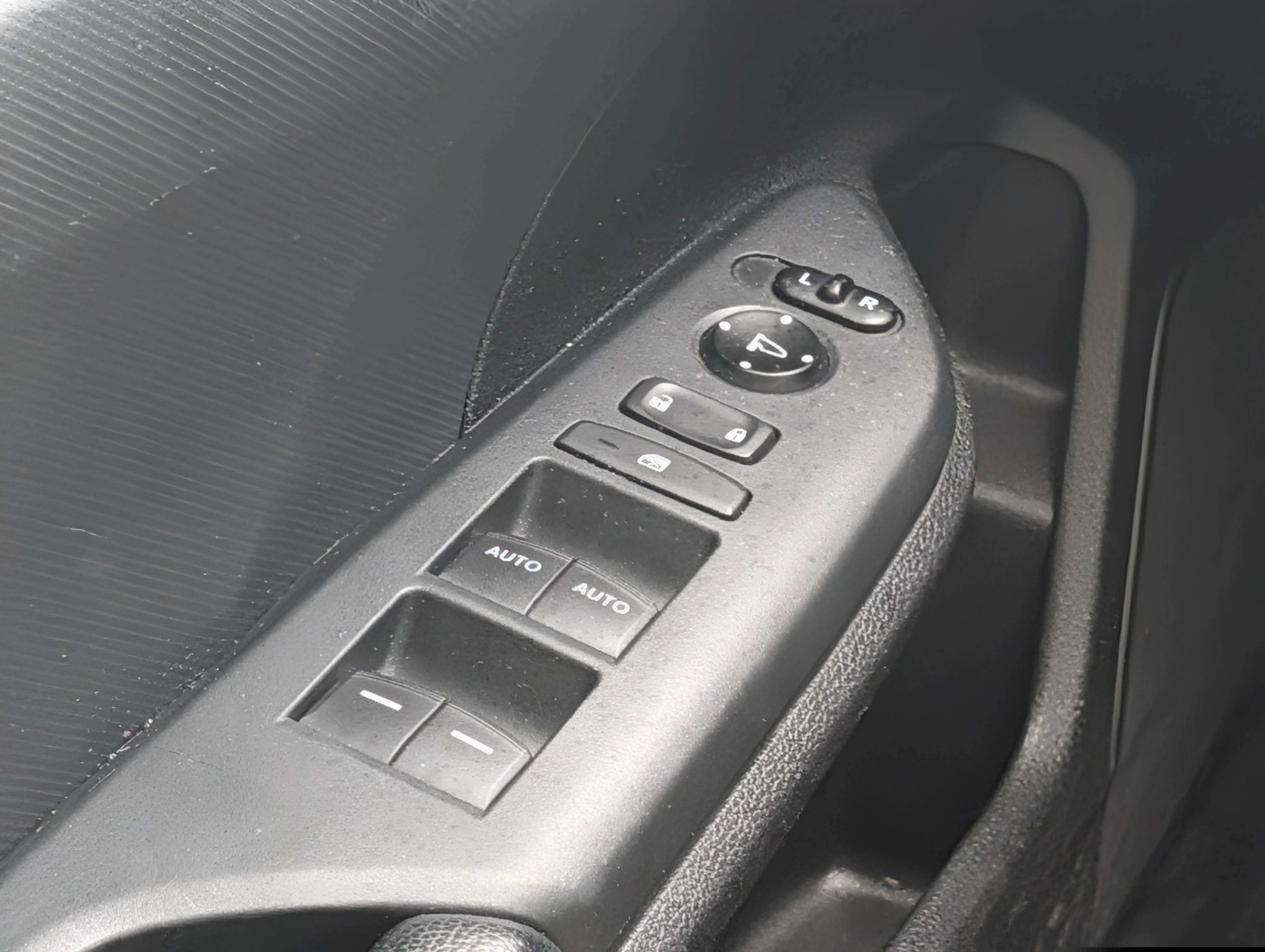 Used 2021 Sonic Gray Pearl Honda Sport image 25