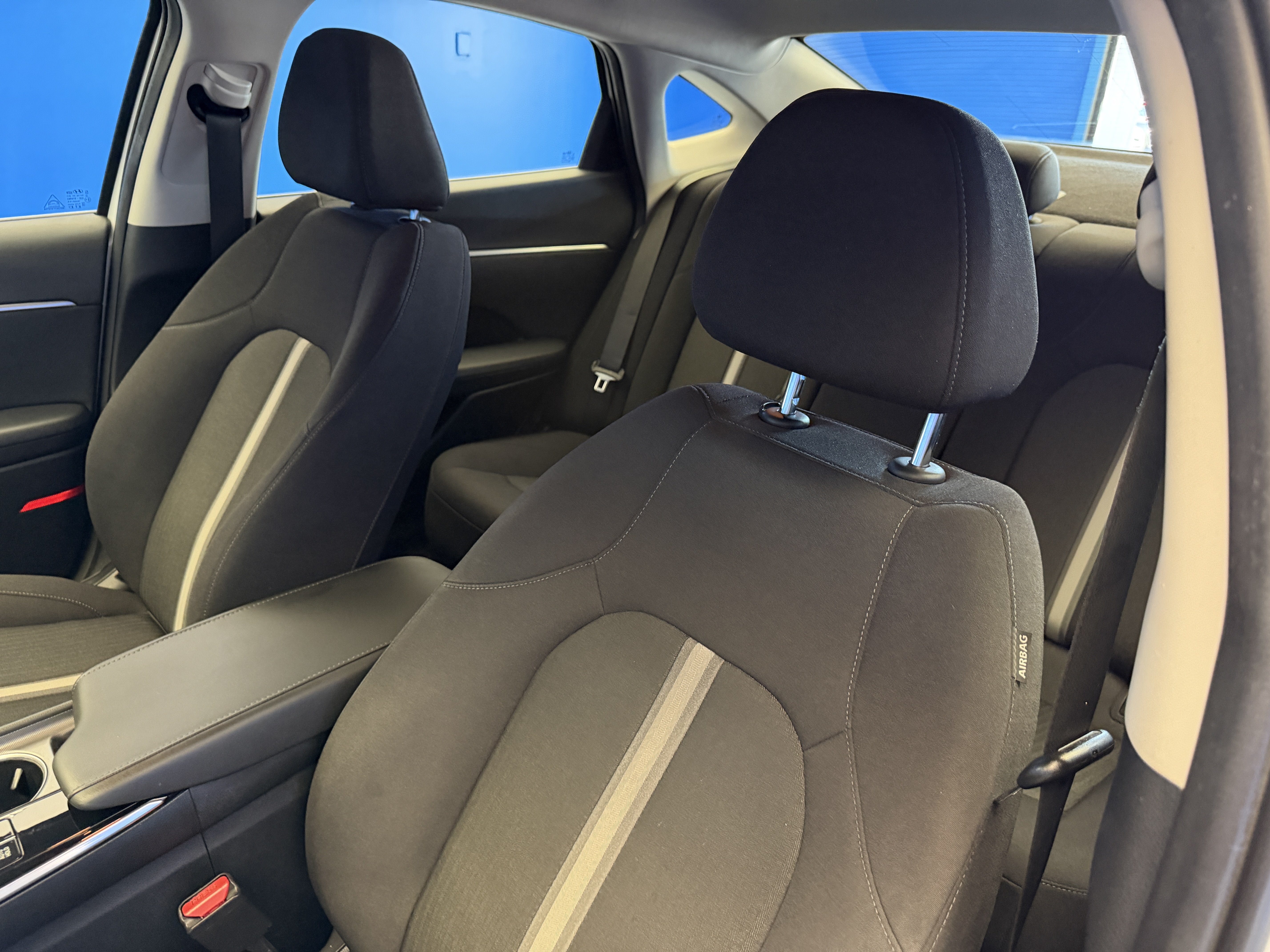 Used 2021 Quartz White Hyundai SEL image 12