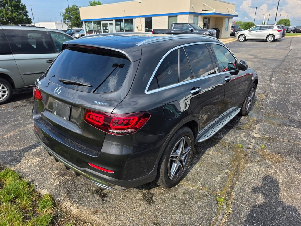 Used 2022 Black Mercedes-Benz GLC 300 image 4