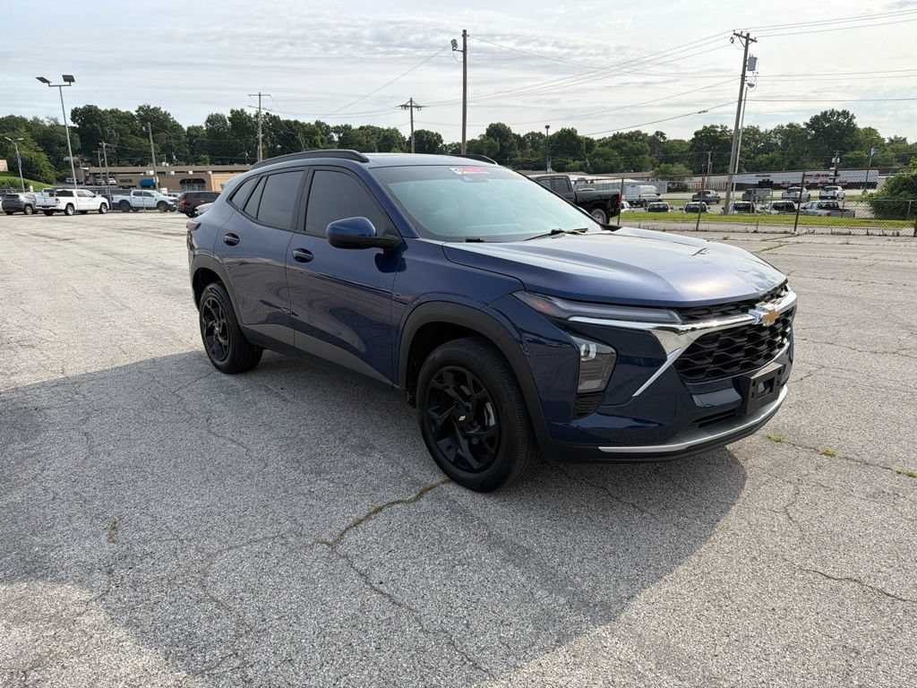 Used 2024 Blue Glow Metallic Chevrolet LT image 3