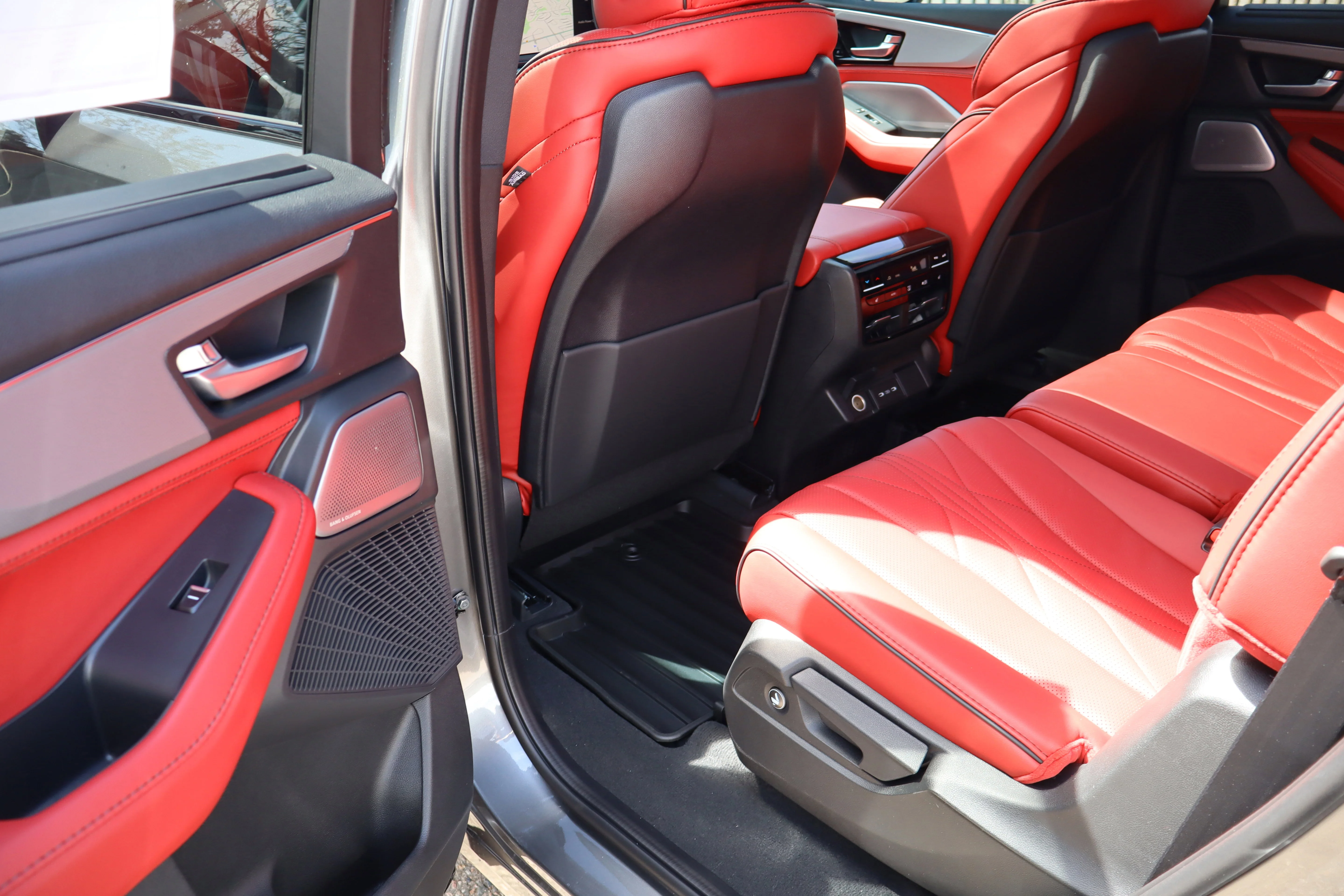 New 2026 Liquid Carbon Metallic Acura w/A-Spec Advance Package image 27