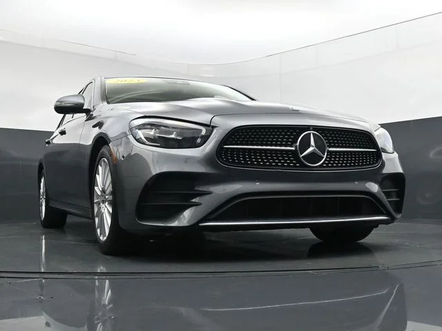 Used 2023  Mercedes-Benz E 350 image 24