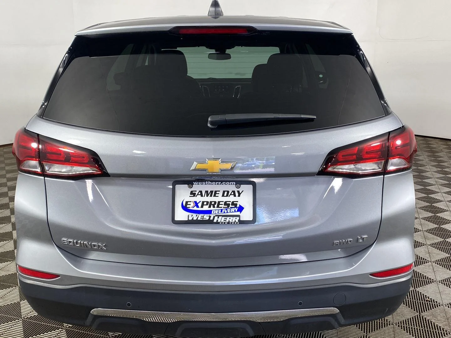 Used 2023 Sterling Gray Metallic Chevrolet LT image 5