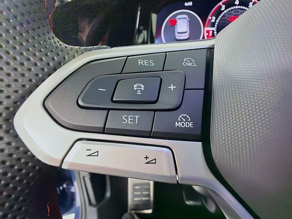 2026 Volkswagen Golf GTI SE - Photo 11