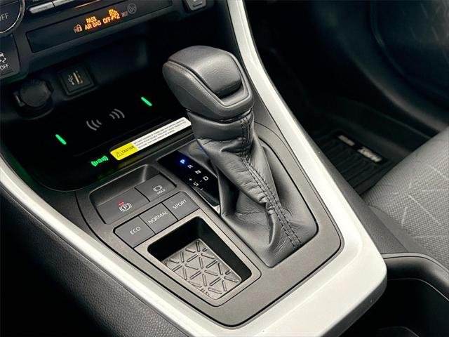 Certified Used 2024 ICE CAP Toyota  image 26
