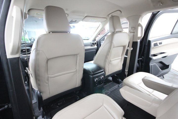 Used 2022 Black Ford XLT image 33