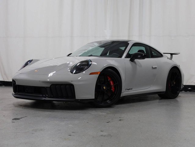 2026 Porsche 911 Carrera 4 GTS