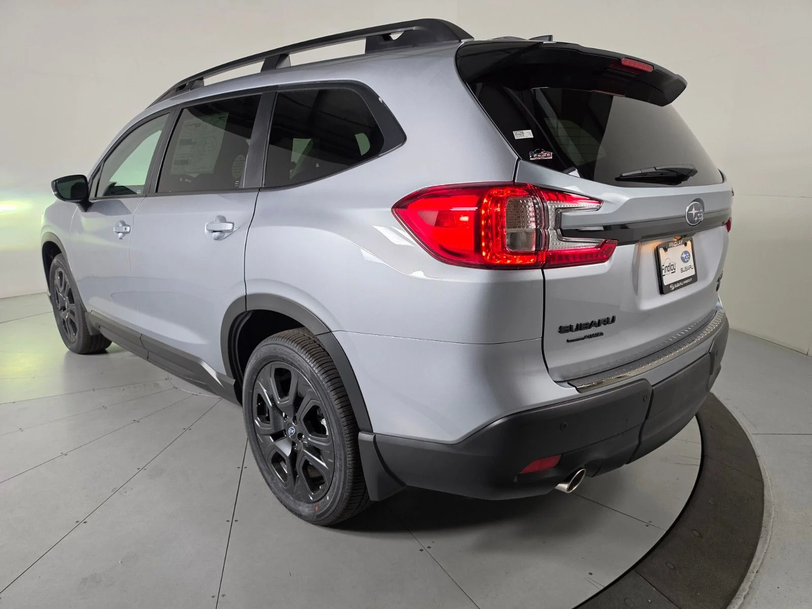 New 2026 Silver Subaru Onyx Edition Touring image 3