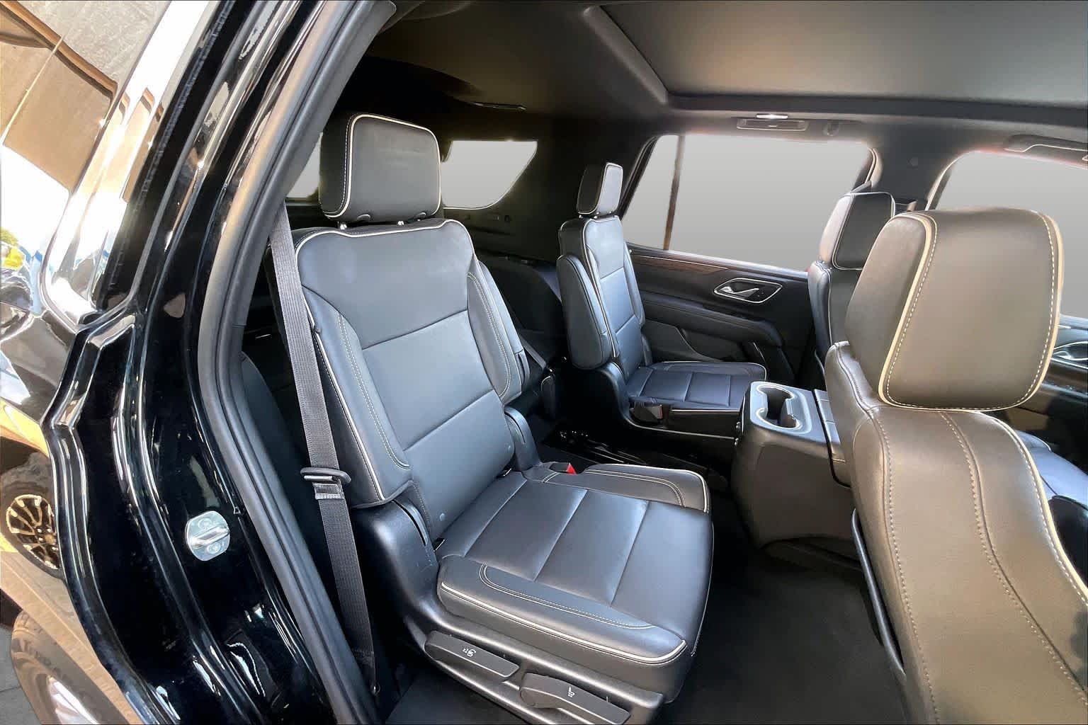 Used 2023 Black Chevrolet Premier image 19
